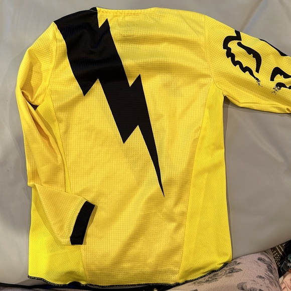 Like New Fox Racing Long-sleeved Shirt M 10/12 - Picture 2 of 3
